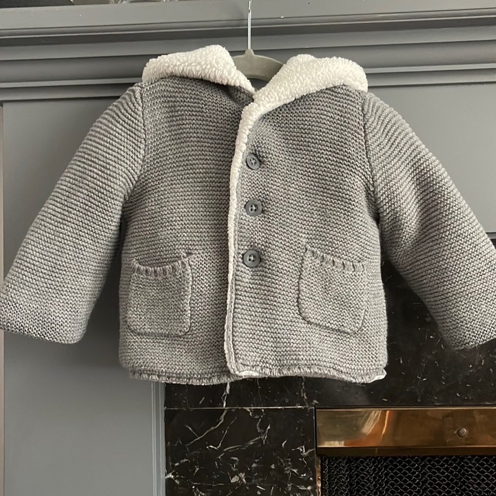 GUC Teddy Bear Fleece lined Sweater